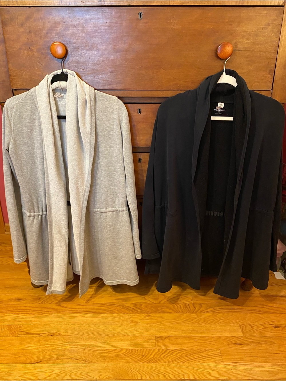 Manduka Yoga Cardigans/Cover-Up- Set of 2- Size Small- Gray/Black